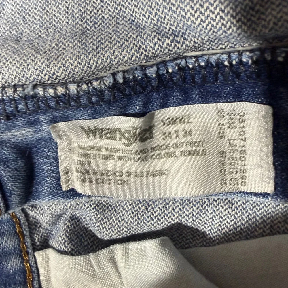 Wrangler 13MWZ Cowboy Cut Blue Distressed Jeans Mens 34x34 Vintage Style